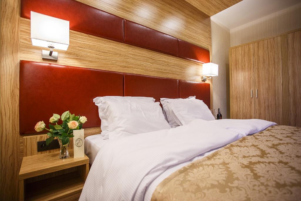 Hotel Etiuda Lublin Ngoại thất bức ảnh